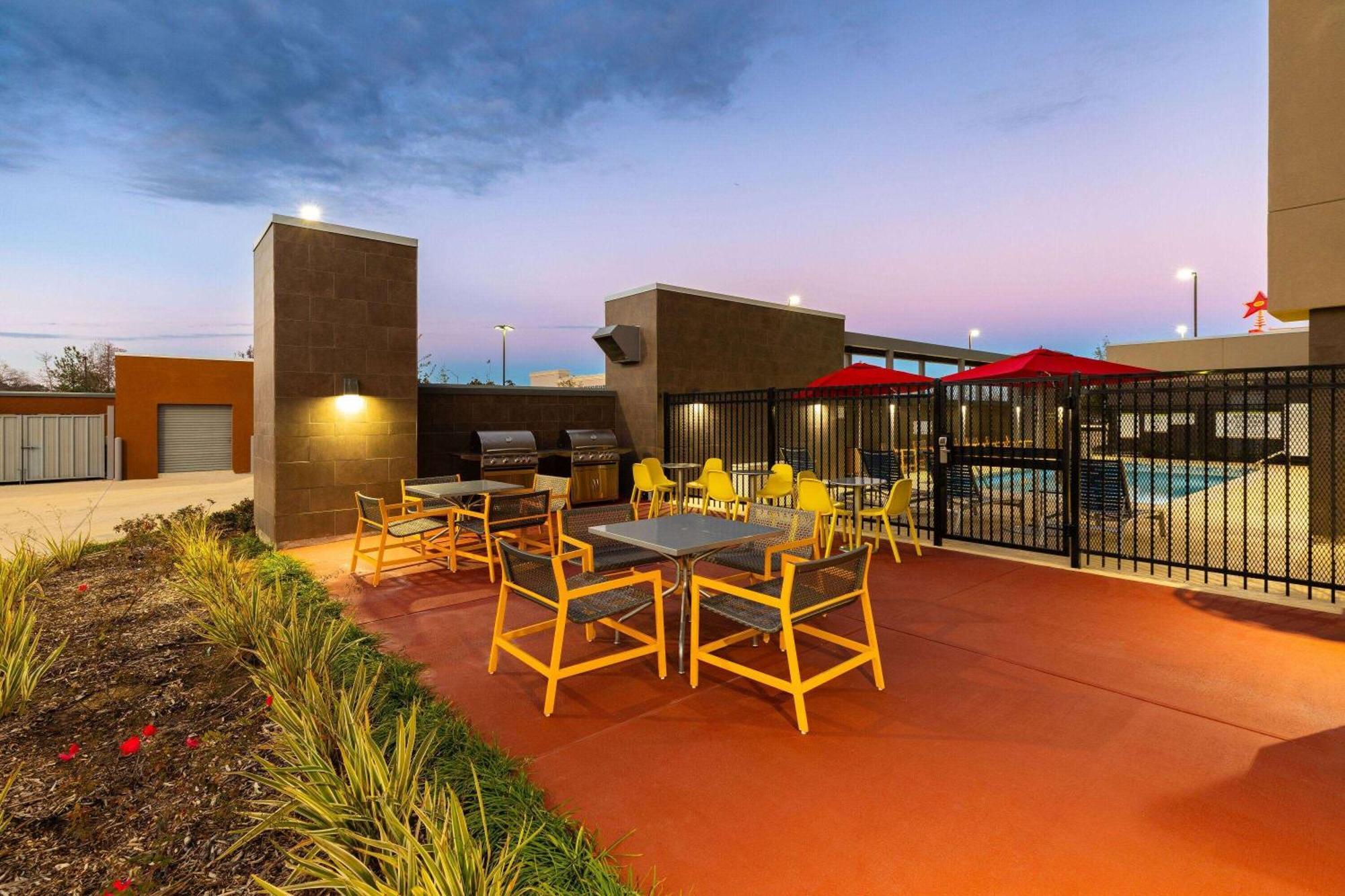 Hawthorn Extended Stay By Wyndham Kingwood Houston Buitenkant foto